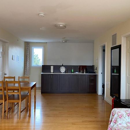 Dairy Homestay Toronto Kültér fotó